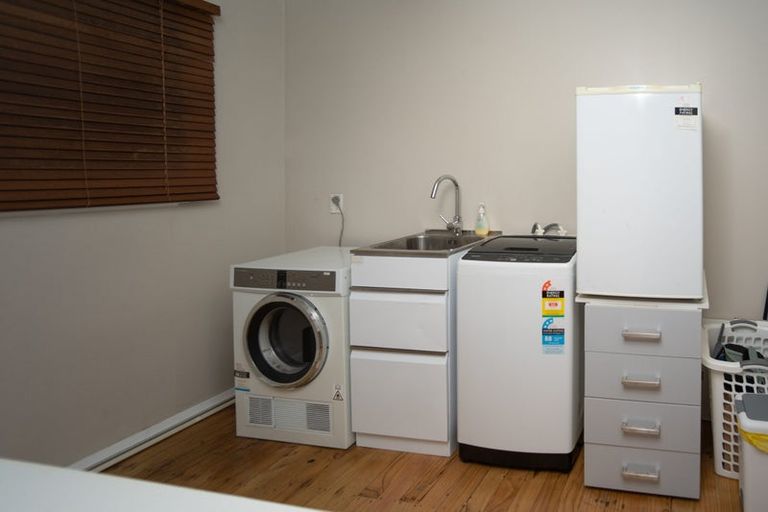 Photo of property in 16 Manchester Street, Patea, 4520