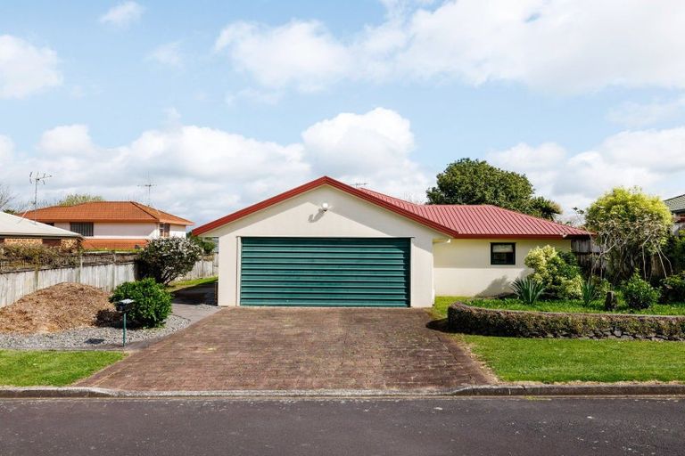 Photo of property in 3 Mcleod Mews, Rototuna, Hamilton, 3210