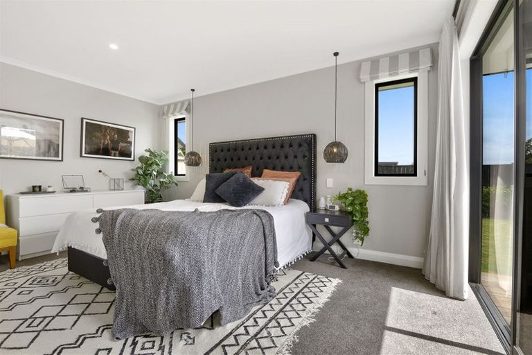 Photo of property in 9 Kauri Grove Drive, Kumeu, 0810