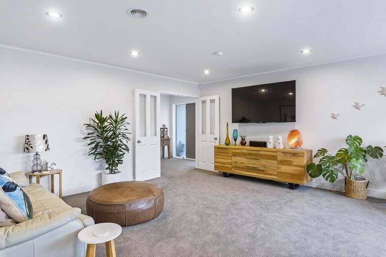 Photo of property in 11 Stella Court, Paraparaumu, 5032