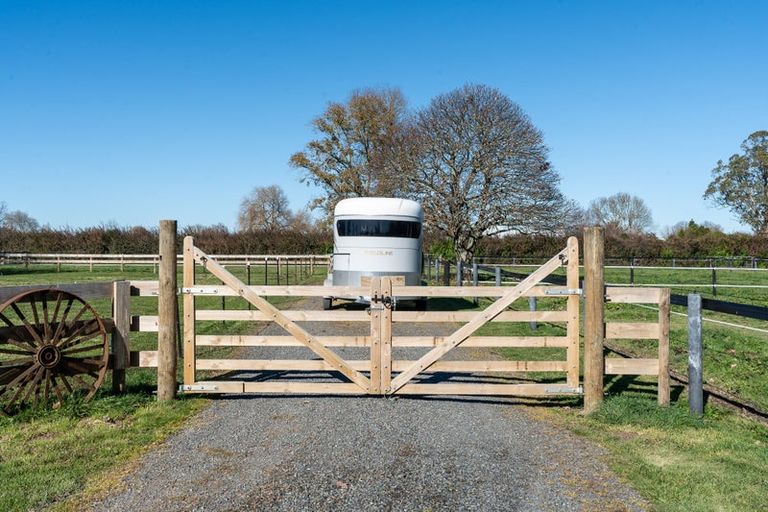 Photo of property in 107 Pencarrow Road, Tamahere, Hamilton, 3283