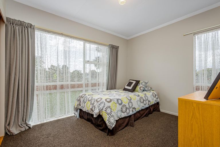 Photo of property in 2 Moyne Avenue, Milson, Palmerston North, 4414