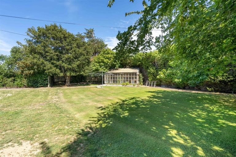 Photo of property in 17 Marama Avenue North, Otatara, Invercargill, 9879