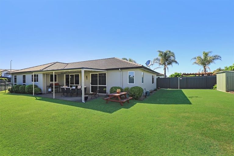 Photo of property in 18 Lowry Place, Frimley, Hastings, 4120