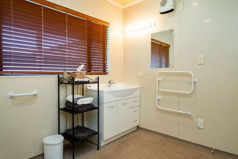 Photo of property in 135 Ballantyne Road, Poraiti, Napier, 4182