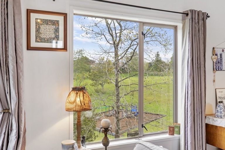 Photo of property in 6 Portland Street, Welcome Bay, Tauranga, 3112