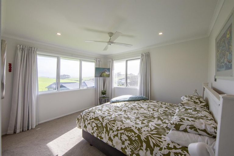 Photo of property in 38 Seascape Crescent, Waipu, 0582