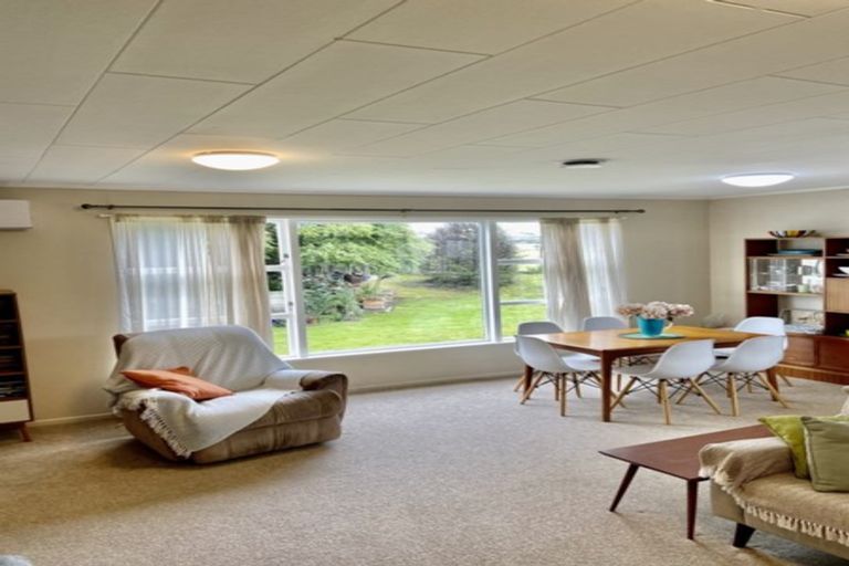 Photo of property in 43 Dickens Street, Owhata, Rotorua, 3010