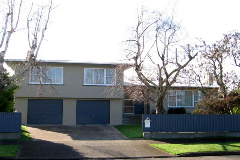 Photo of property in 15 Belgrave Place, Awapuni, Palmerston North, 4412