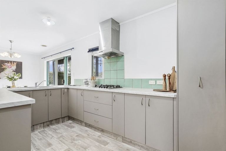 Photo of property in 12 Halcione Close, Flagstaff, Hamilton, 3210