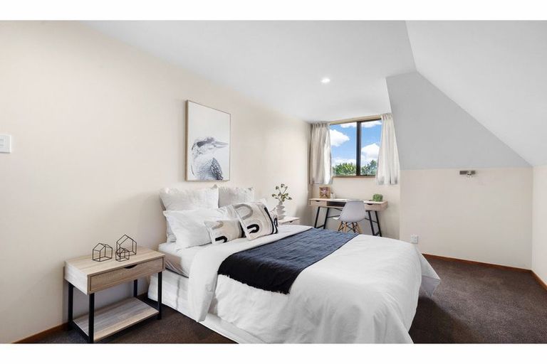 Photo of property in 5 Lancewood Drive, Halswell, Christchurch, 8025