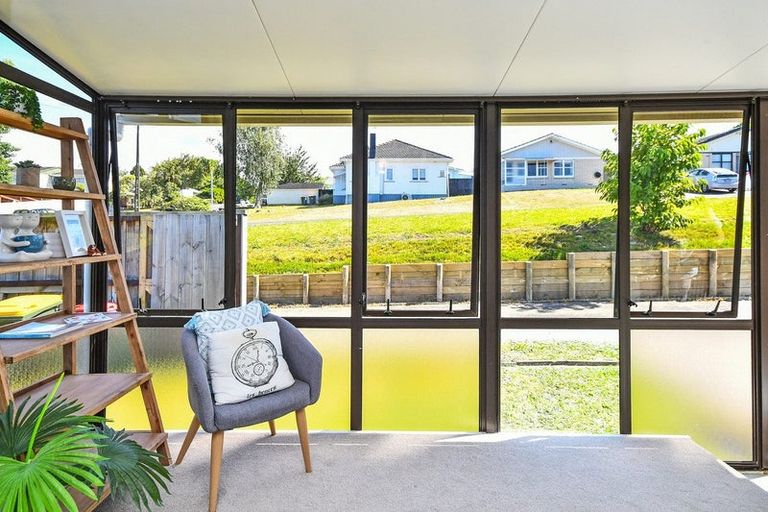 Photo of property in 1/18 Duke Street, Papakura, 2110