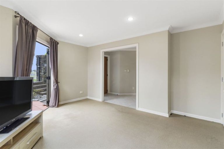 Photo of property in 1 Macleans Road, Bucklands Beach, Auckland, 2014