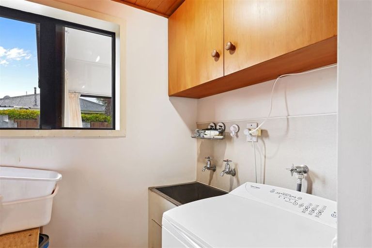 Photo of property in 2/3 Celia Street, Redcliffs, Christchurch, 8081