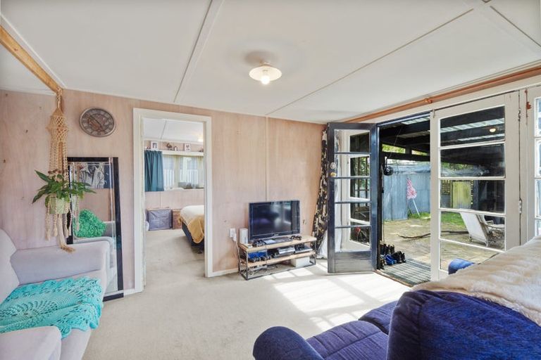 Photo of property in 35 Kainga Road, Kainga, Christchurch, 8083