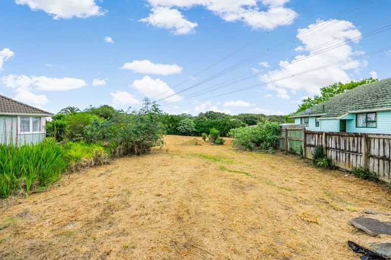 Photo of property in 11 Kingsford Place, Otara, Auckland, 2025
