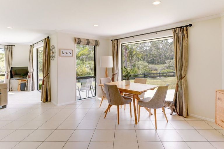 Photo of property in 24 Urutawa Drive, Kerikeri, 0230