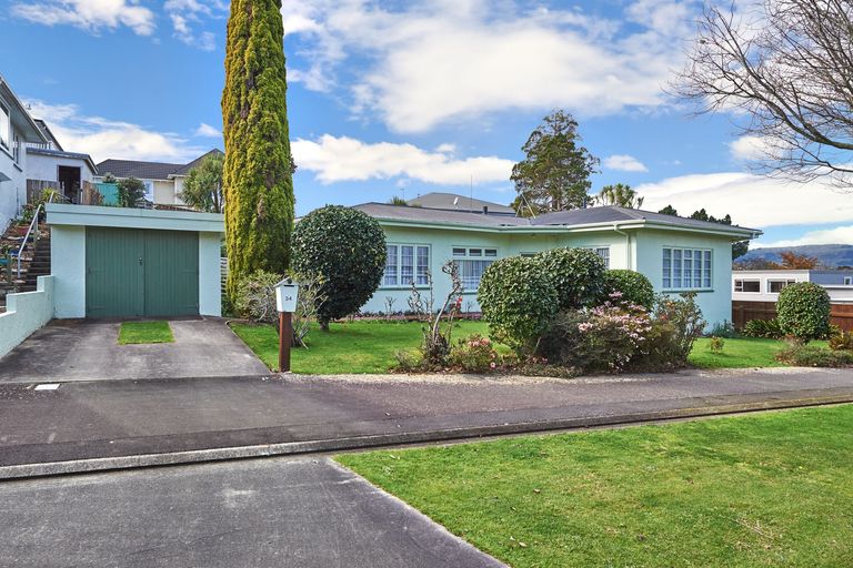 Photo of property in 34 Rainforth Street, Roslyn, Palmerston North, 4414