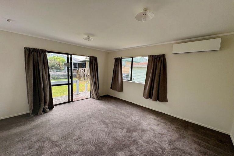 Photo of property in 5 Liane Place, Mangakakahi, Rotorua, 3015