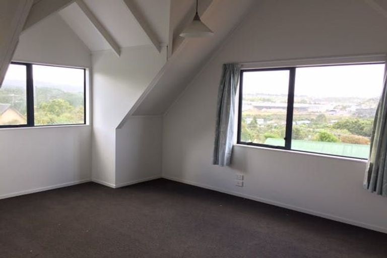 Photo of property in 2a Seymour Road, Sunnyvale, Auckland, 0612
