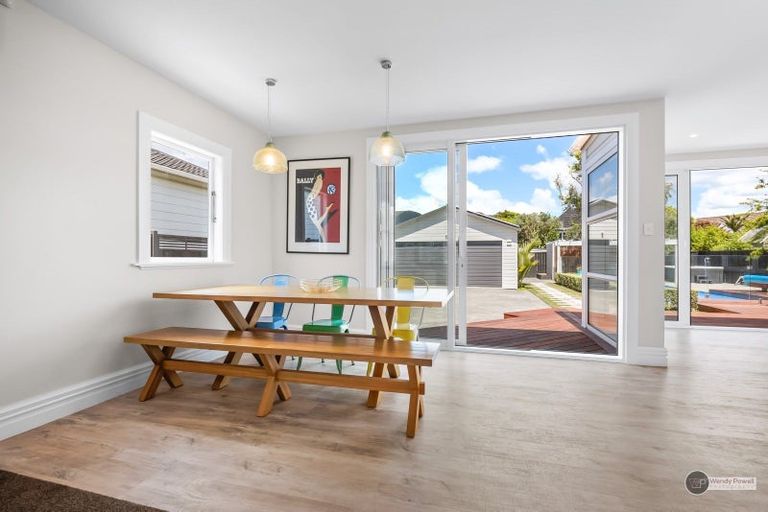 Photo of property in 4 Hautana Square, Woburn, Lower Hutt, 5010