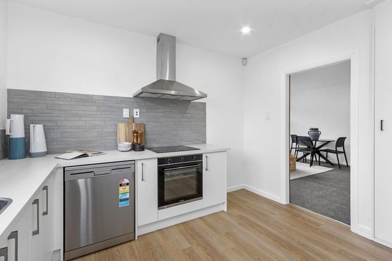 Photo of property in 82 Shortland Street, Wainoni, Christchurch, 8061