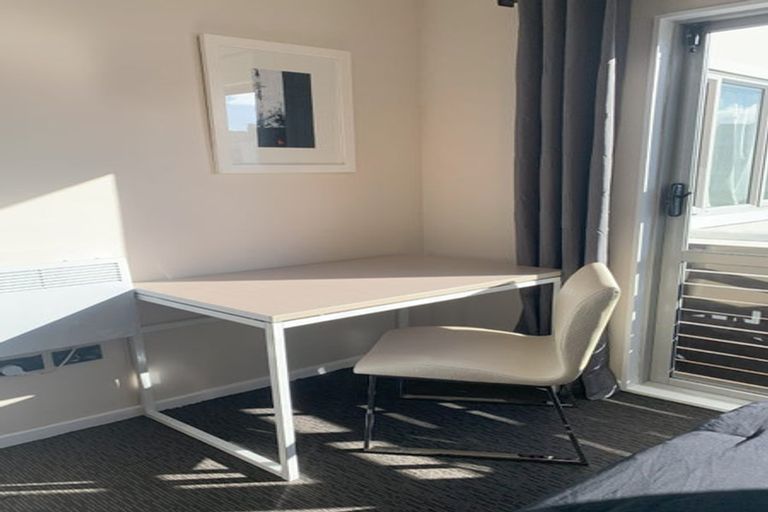 Photo of property in Martin Square Apartments, 413/20 Martin Square, Te Aro, Wellington, 6011