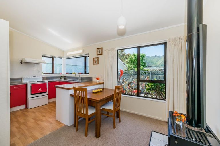 Photo of property in 49 Belvedere Avenue, Waikanae, 5036