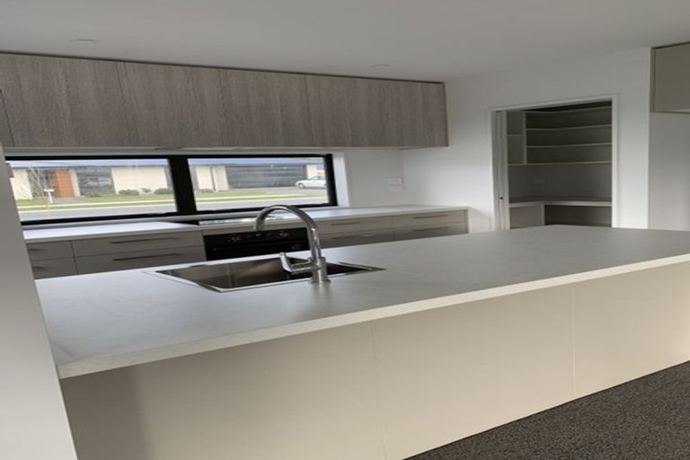 Photo of property in 5 Kiddy Place, Rolleston, 7614