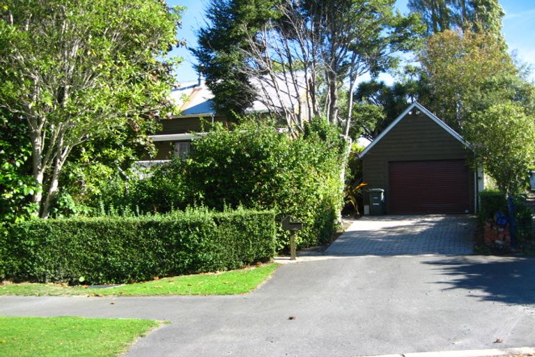 Photo of property in 27 Glenross Street, Glenross, Dunedin, 9011