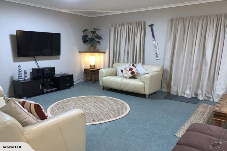 Photo of property in 41 Whitby Avenue, Whitianga, 3510