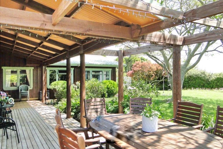 Photo of property in 337 Old Coach Road, Upper Moutere, 7173