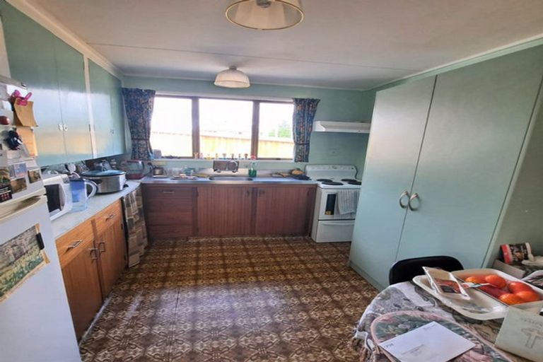 Photo of property in 6 Cambridge Street, Balclutha, 9230