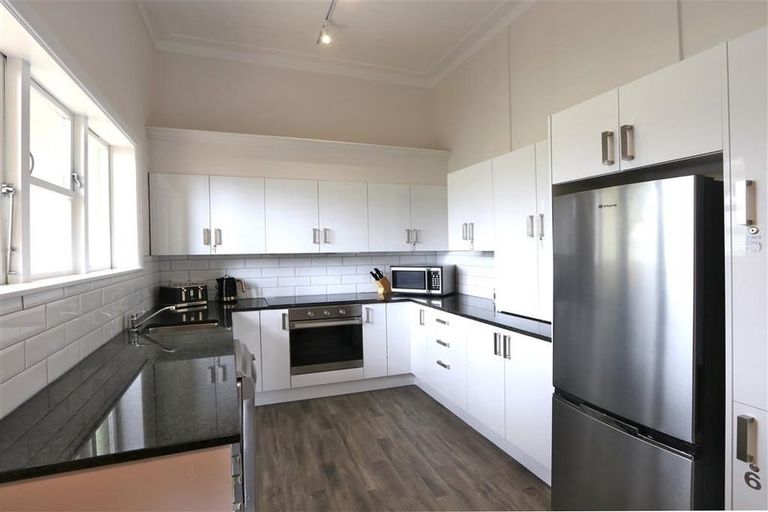 Photo of property in 66-68 Sydney Street, Petone, Lower Hutt, 5012