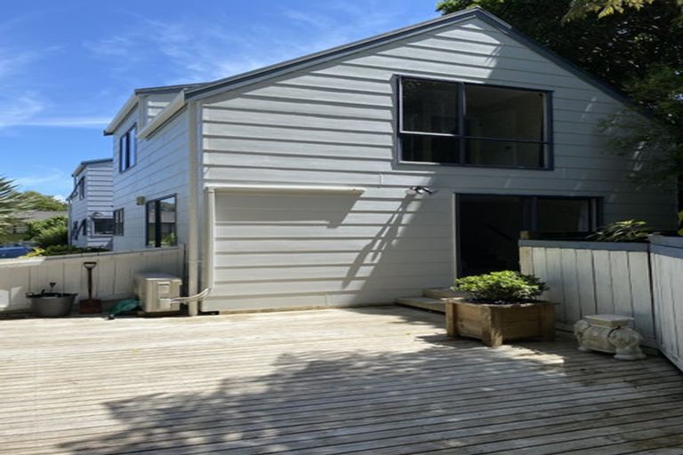 Photo of property in 2/147 Spinella Drive, Bayview, Auckland, 0629