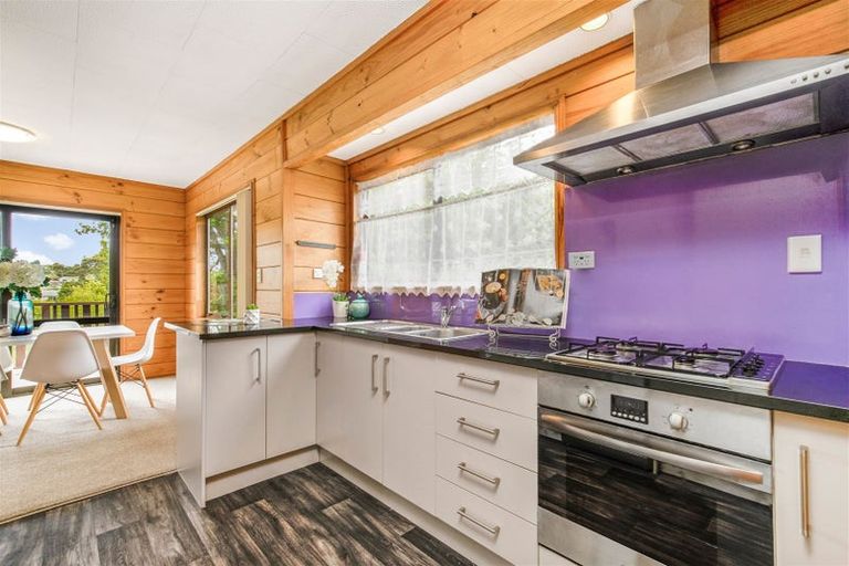 Photo of property in 1/24 Kirby Street, Glendene, Auckland, 0602