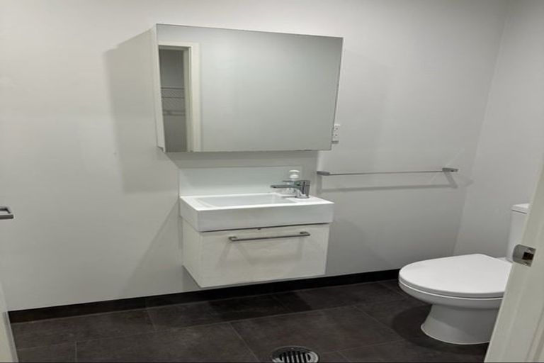 Photo of property in 304/160a Hobsonville Point Road, Hobsonville, Auckland, 0616