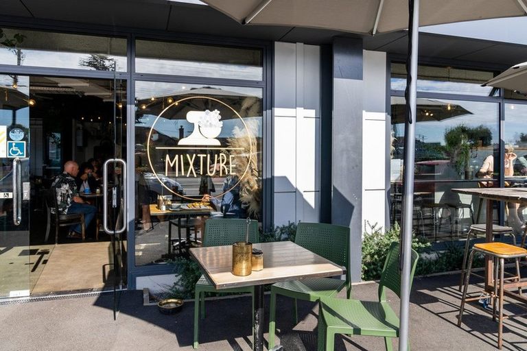 Photo of property in 21b Riverton Road, Mount Maunganui, 3116