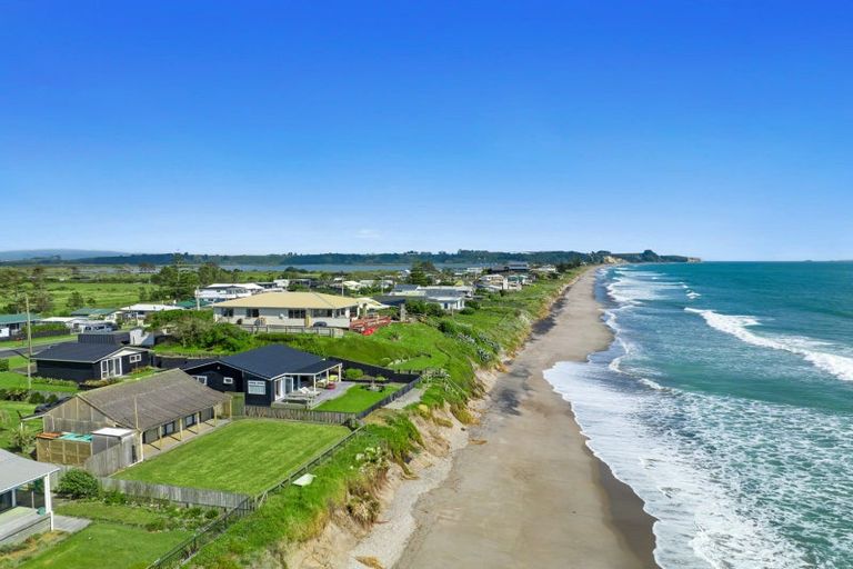 Photo of property in 359 Pukehina Parade, Pukehina, Te Puke, 3189