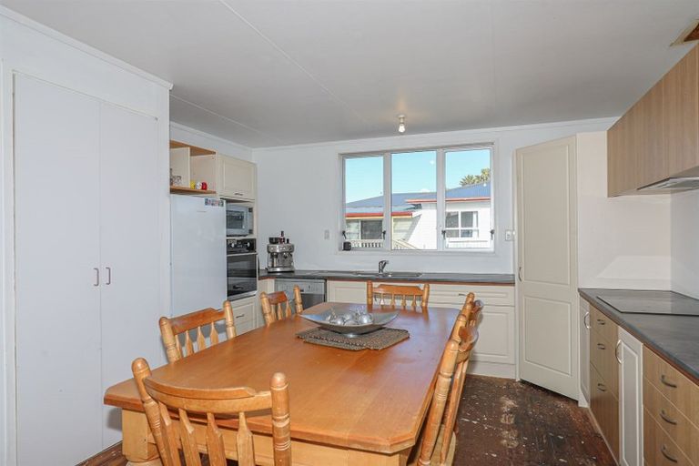 Photo of property in 162 Hakanoa Street, Huntly, 3700