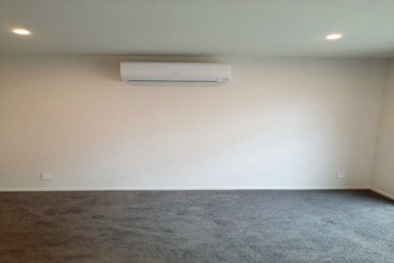 Photo of property in 2/240 Stokes Valley Road, Stokes Valley, Lower Hutt, 5019