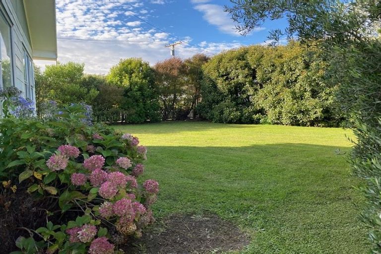 Photo of property in 12-14 Cork Street, Martinborough, 5711