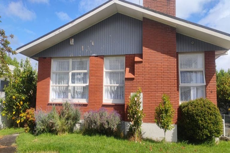 Photo of property in 6 Robert Grigg Place, Hamilton East, Hamilton, 3216
