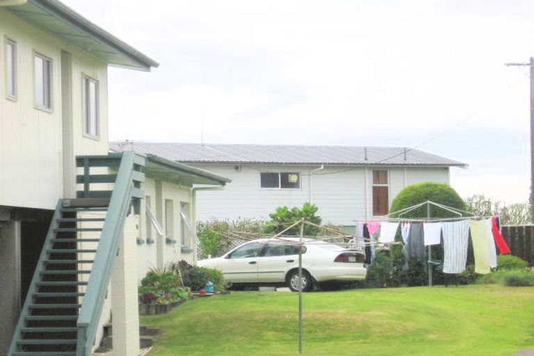 Photo of property in 23 Oceanbeach Road, Mount Maunganui, 3116