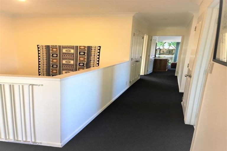 Photo of property in 256 Vipond Road, Stanmore Bay, Whangaparaoa, 0932