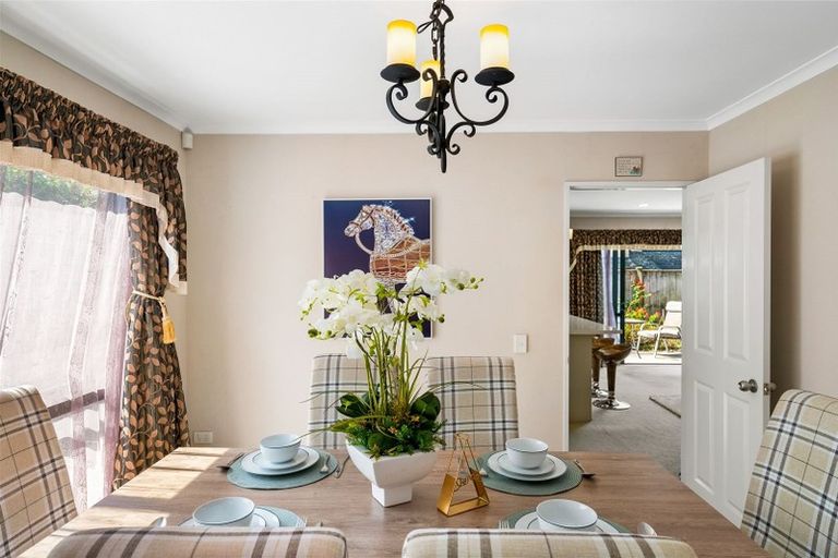 Photo of property in 98 Jeffs Road, Flat Bush, Auckland, 2016