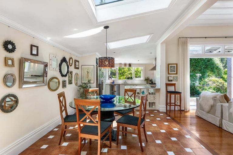 Photo of property in 31 Shoal Bay Road, Devonport, Auckland, 0624