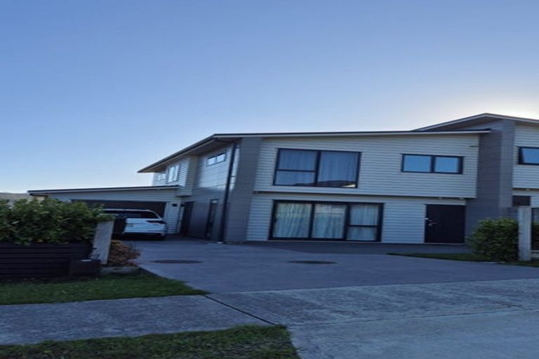 Photo of property in 138b John Burke Drive, Aotea, Porirua, 5024
