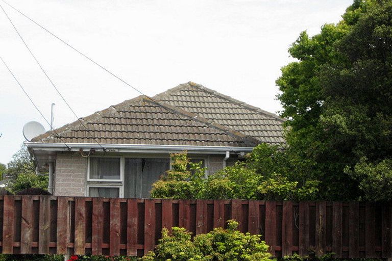 Photo of property in 42 Daniels Road, Redwood, Christchurch, 8051