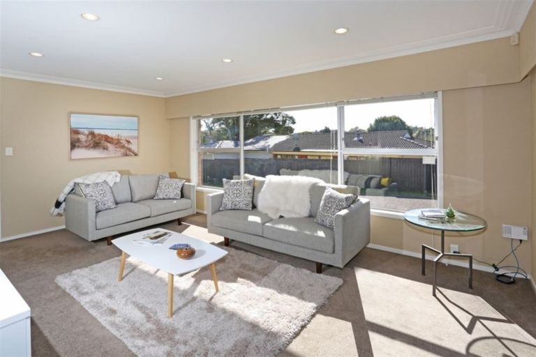 Photo of property in 7 Polandson Place, Opaheke, Papakura, 2113